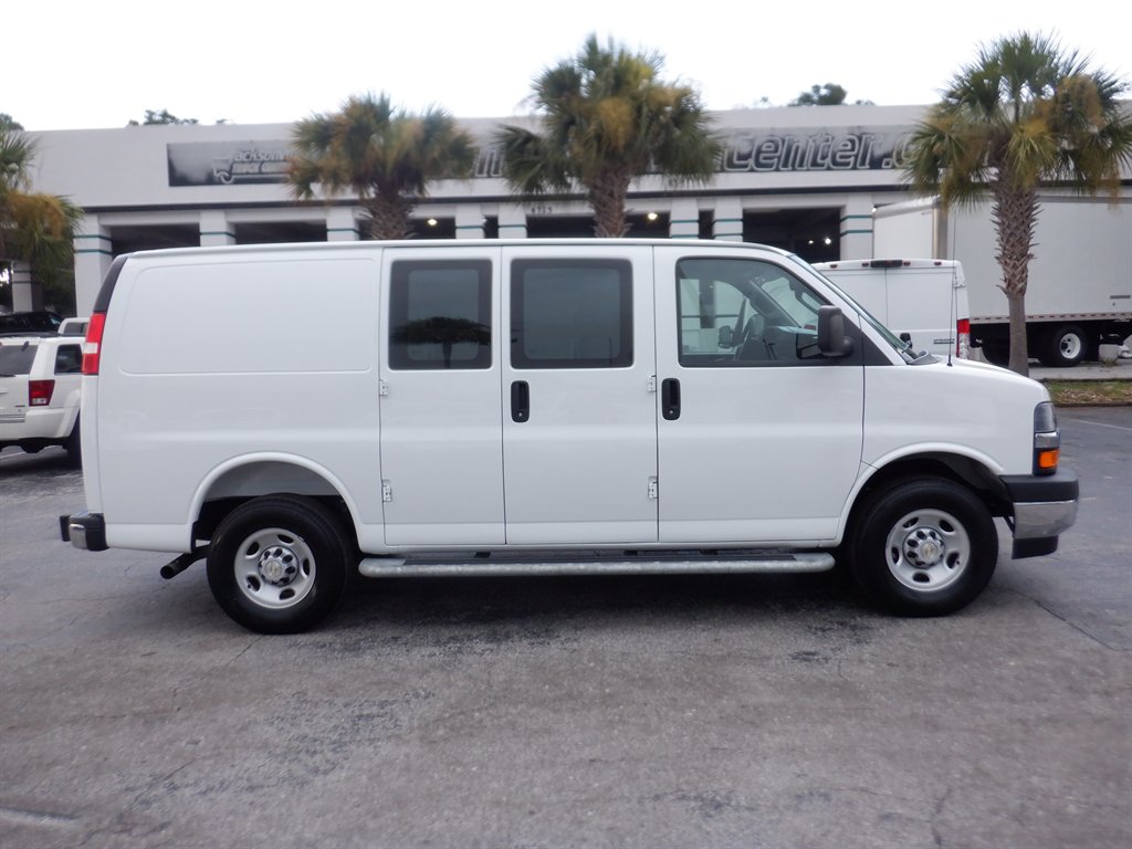 chevrolet express cargo 2025 1GCWGAFP8S1165324 image chevrolet express cargo 2025 1GCWGAFP8S1165324 image